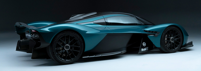 Aston Martin Valkyrie_02.jpg