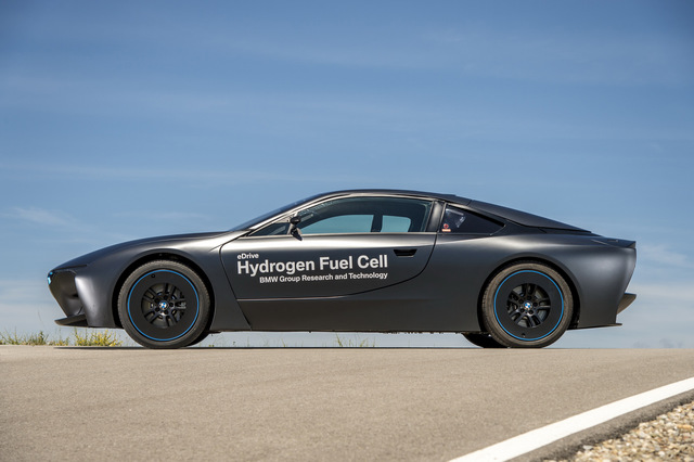 BMW_i8_Hydrogen_Fuel_Cell_prototype_24.jpg