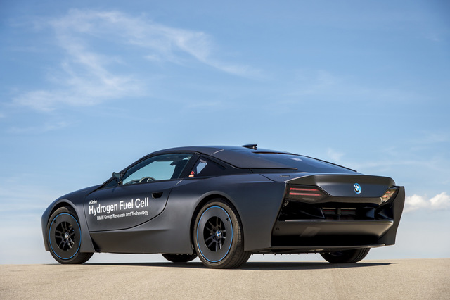 BMW_i8_Hydrogen_Fuel_Cell_prototype_26.jpg