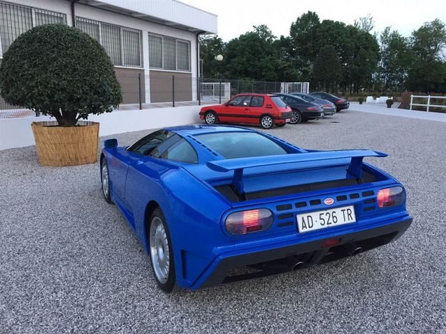 Bugatti_EB110_for_sale_02.jpg