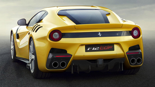 Ferrari_F12tdf_05.jpg