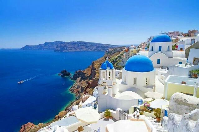 Greece_Santorini_02.jpg