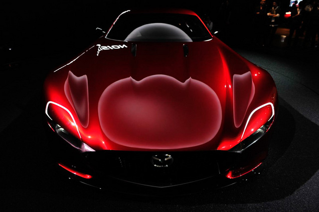 Mazda_RX-VISION_add_pics_08.jpg