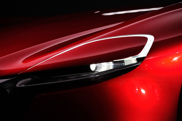 Mazda_RX-VISION_add_pics_14.jpg