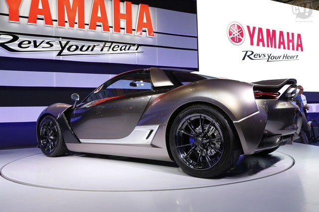 Yamaha_Sports_Ride_Concept_17.jpg